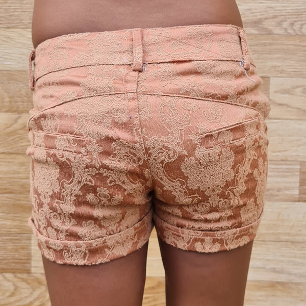 SHORT GIRL